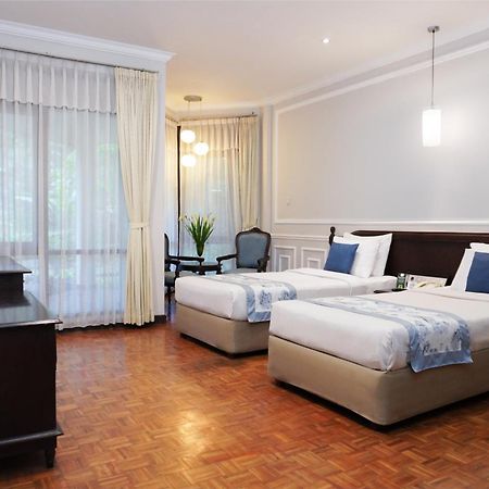 Puteri Gunung Hotel Lembang Eksteriør billede