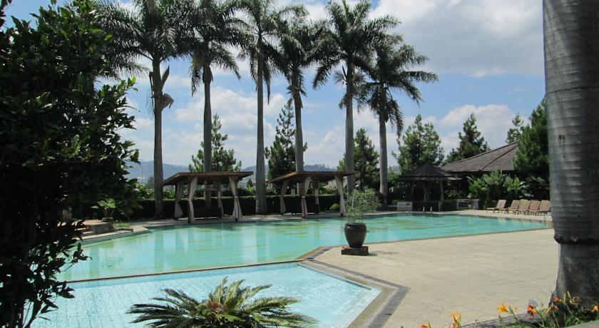 Puteri Gunung Hotel Lembang Eksteriør billede