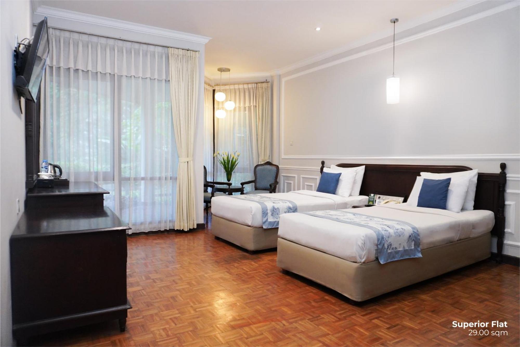Puteri Gunung Hotel Lembang Eksteriør billede