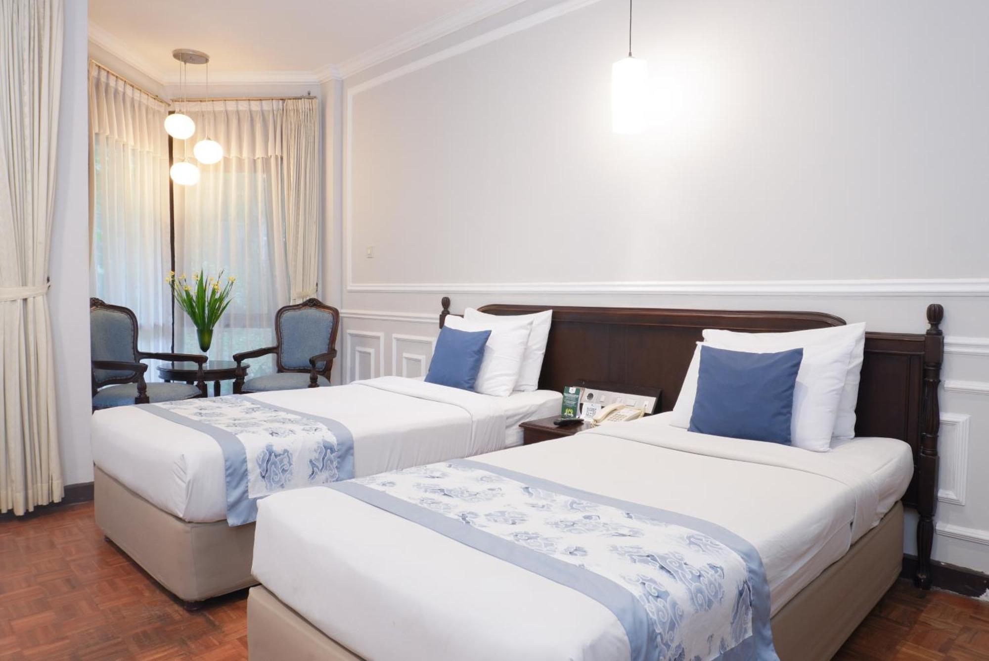 Puteri Gunung Hotel Lembang Eksteriør billede
