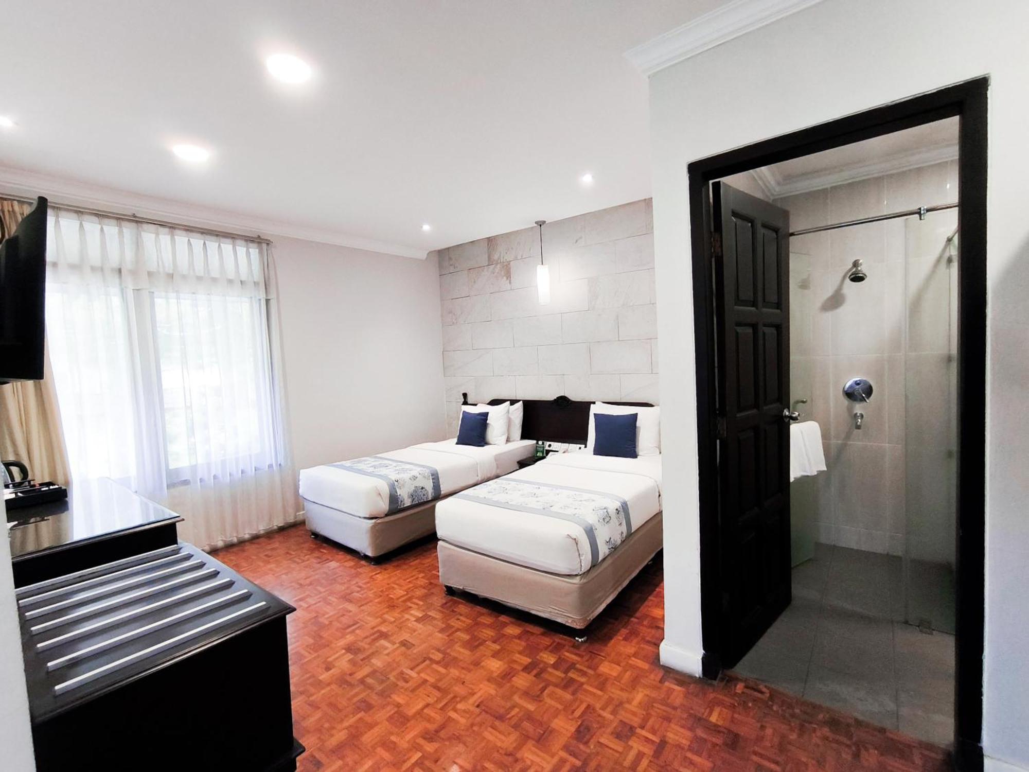 Puteri Gunung Hotel Lembang Eksteriør billede