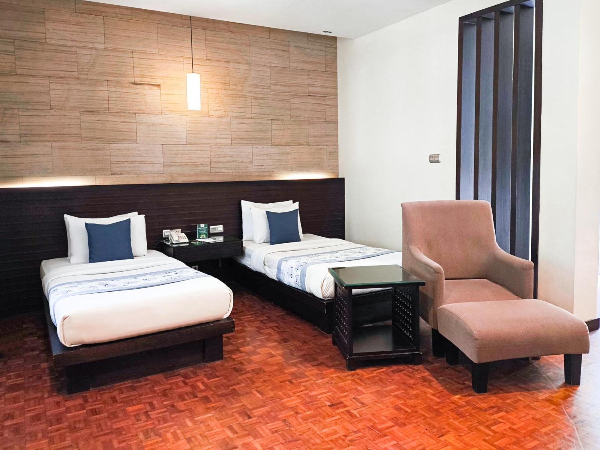 Puteri Gunung Hotel Lembang Eksteriør billede