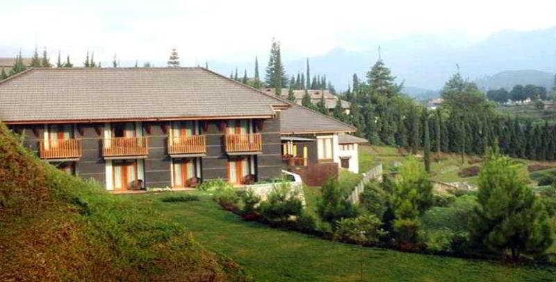 Puteri Gunung Hotel Lembang Eksteriør billede