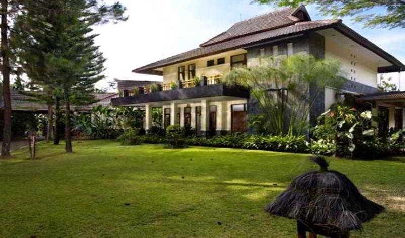 Puteri Gunung Hotel Lembang Eksteriør billede