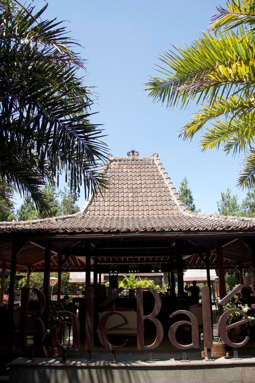 Puteri Gunung Hotel Lembang Eksteriør billede