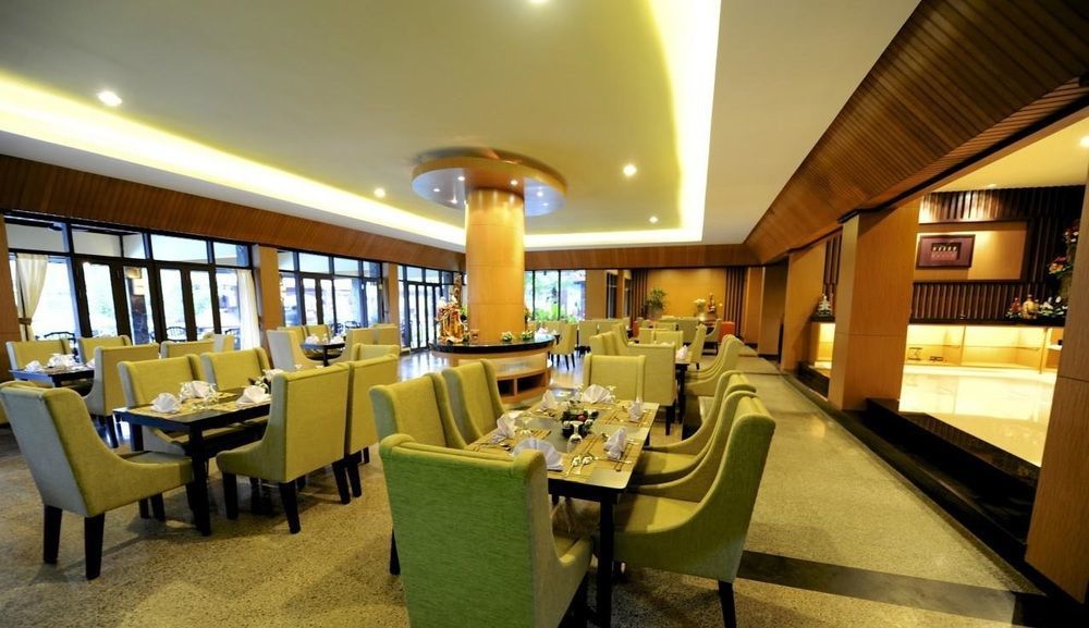 Puteri Gunung Hotel Lembang Eksteriør billede
